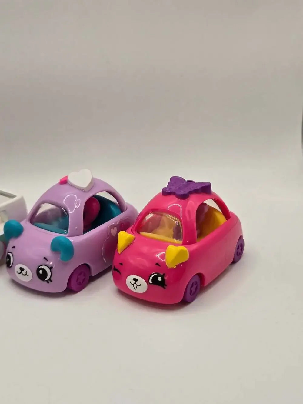 Lot of 5 Shopkins Cutie Cars Miniature Toy Vehicles